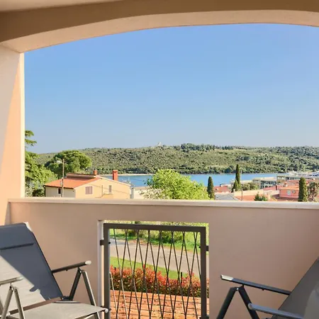 Villa Harmony - Apartments Banjole Exterior photo